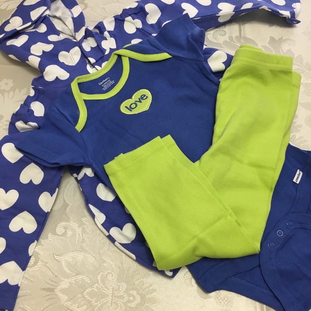 Gerber 3 Piece Hooded Jacket Bodysuit and Pant Set